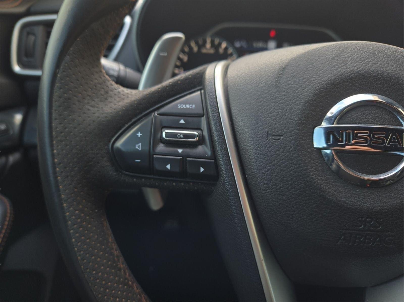 Used 2021 Pearl White Tricoat Nissan SR image 19