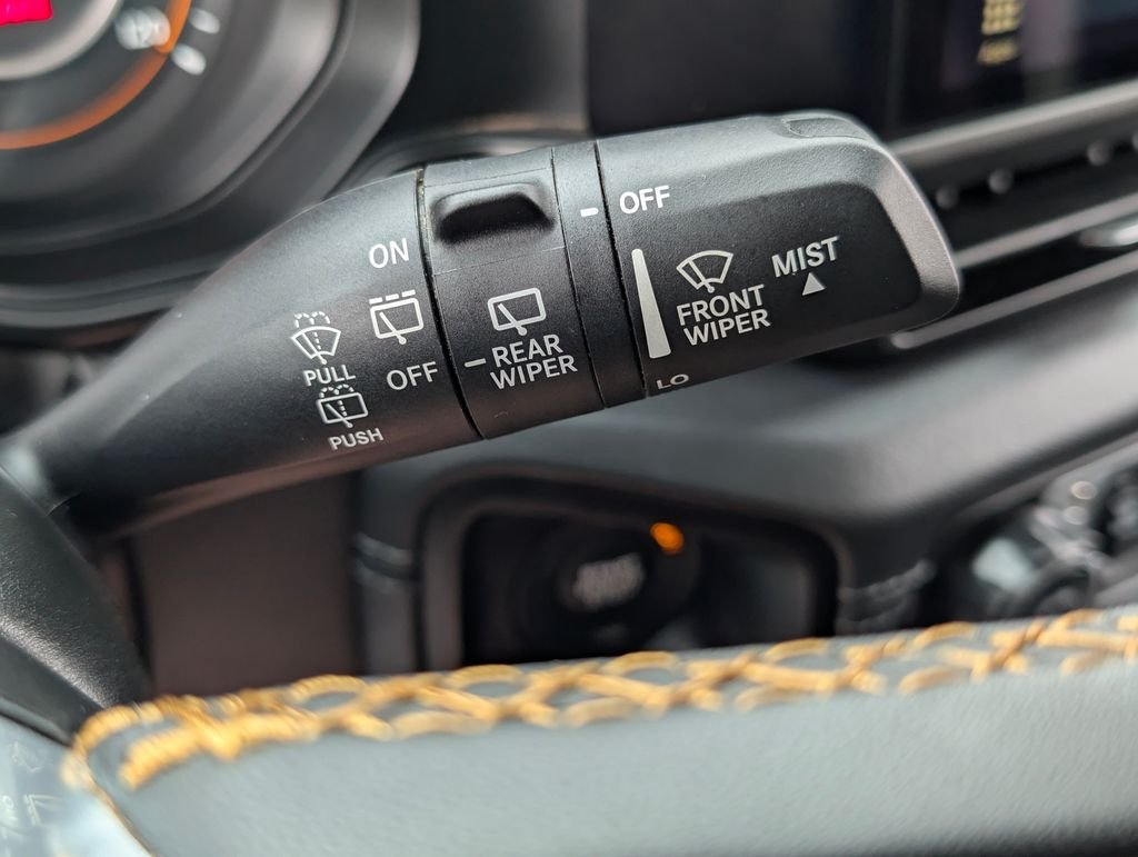2024 Jeep Wrangler 4-Door Sahara - Photo 31