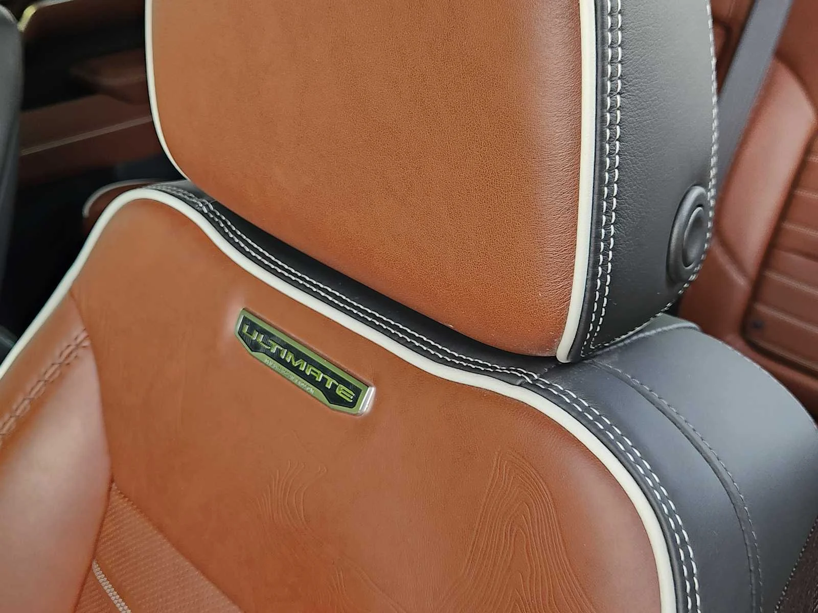 Used 2025 Sterling Metallic GMC Denali Ultimate image 22