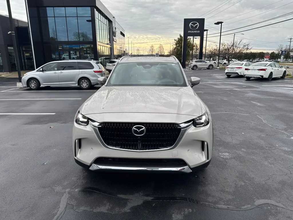 New 2026 Platinum Mazda 3.3 Turbo Premium Plus image 8