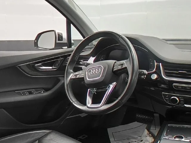 Used 2019 Silver Audi 55 Prestige image 35