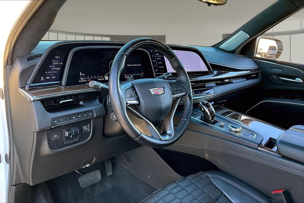Used 2023 White Cadillac Sport Platinum image 13