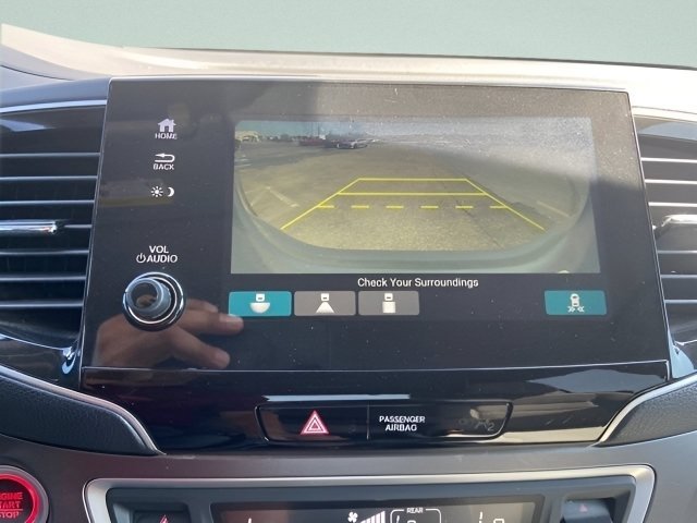 Certified Used 2019 Lunar Silver Metallic Honda EX image 24