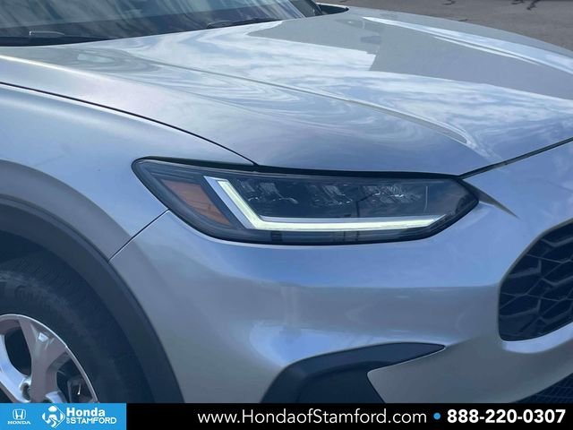 Certified Used 2023 Lunar Silver Metallic Honda LX image 9