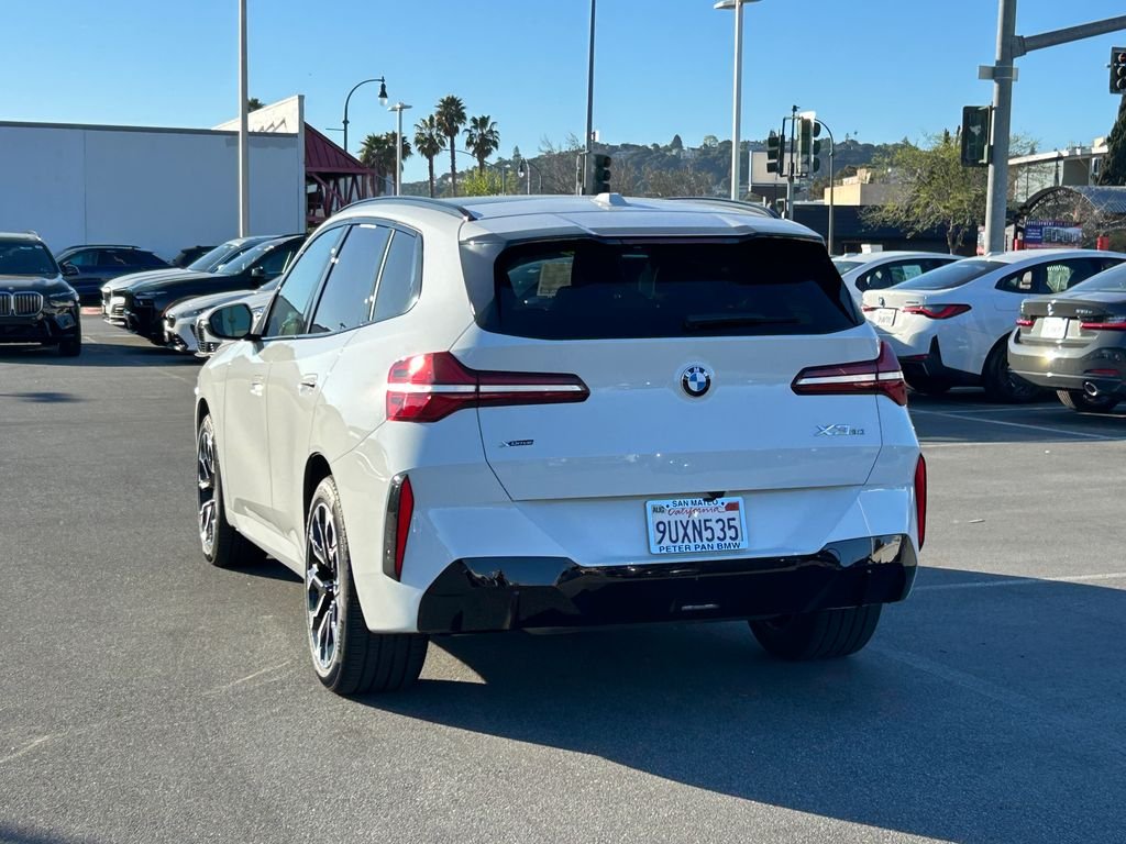 2025 BMW X3 30 xDrive photo 3