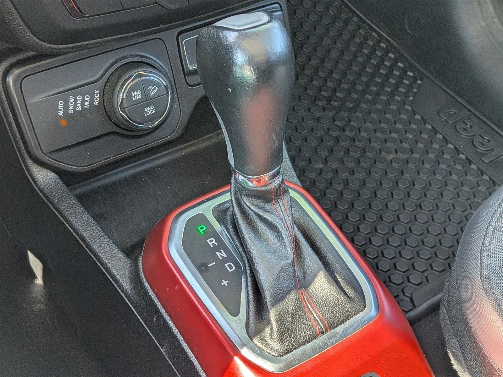 Used 2019 Solar Yellow Clearcoat Jeep Trailhawk image 16