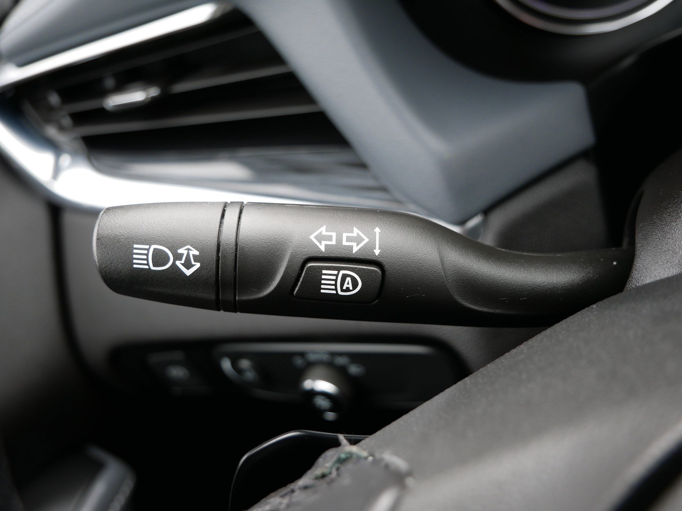 2021 Buick Enclave Premium - Photo 28