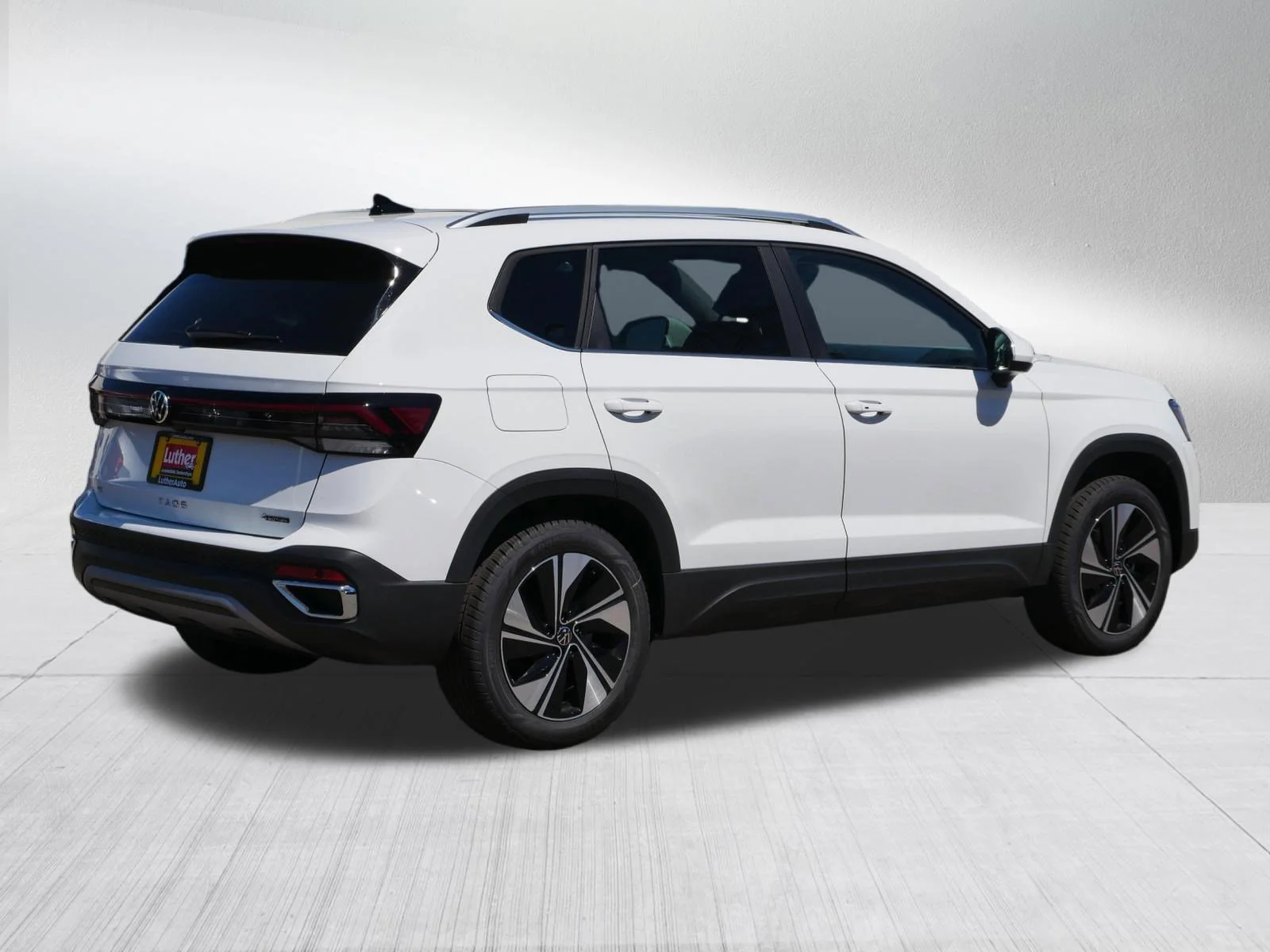 New 2026 Pure White Volkswagen SE image 3