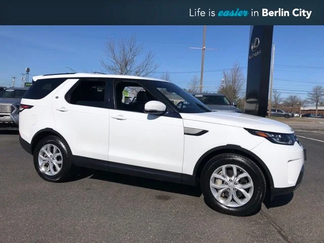 2020 Land Rover Discovery SE