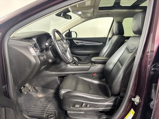 Used 2018 Deep Amethyst Metallic Cadillac Luxury image 11