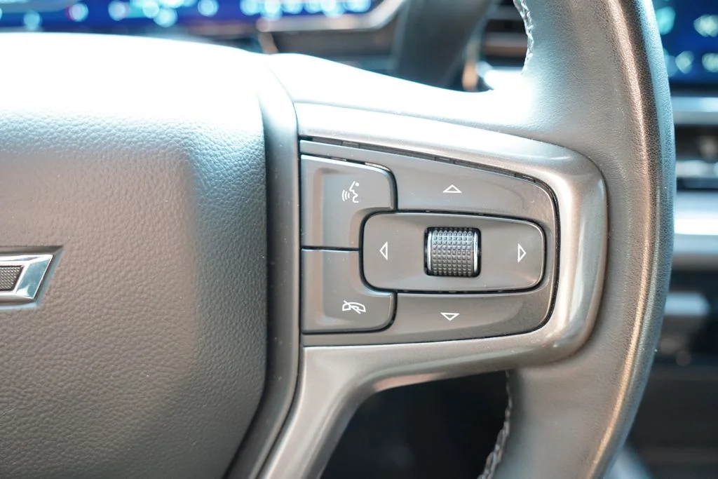 Used 2024 Black Chevrolet High Country image 36