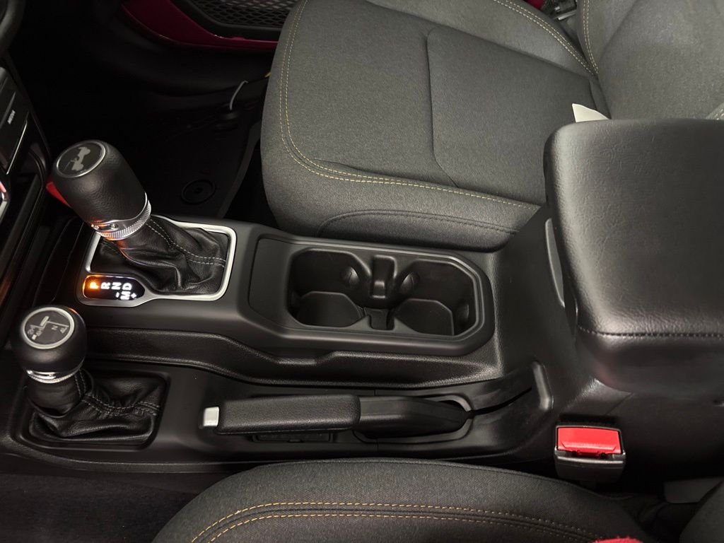 New 2026 Tuscadero Pearlcoat Jeep Sport S image 36