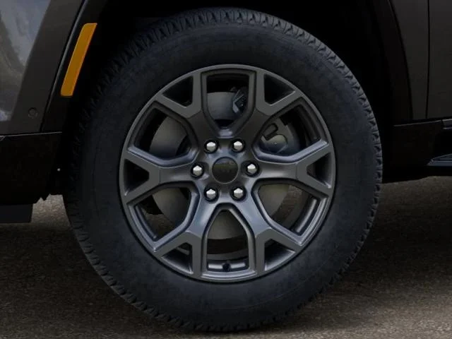 New 2026 Baltic-Gray Metallic Clear-Coat Exterior Paint Jeep Grand Wagoneer image 34