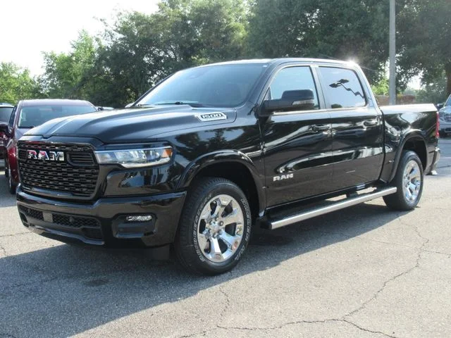 New 2026 Diamond Black Crystal Pearl-Coat Exterior Paint RAM Big Horn/Lone Star image 3