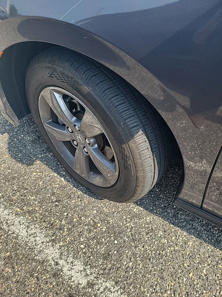 Used 2024  Honda EX image 2