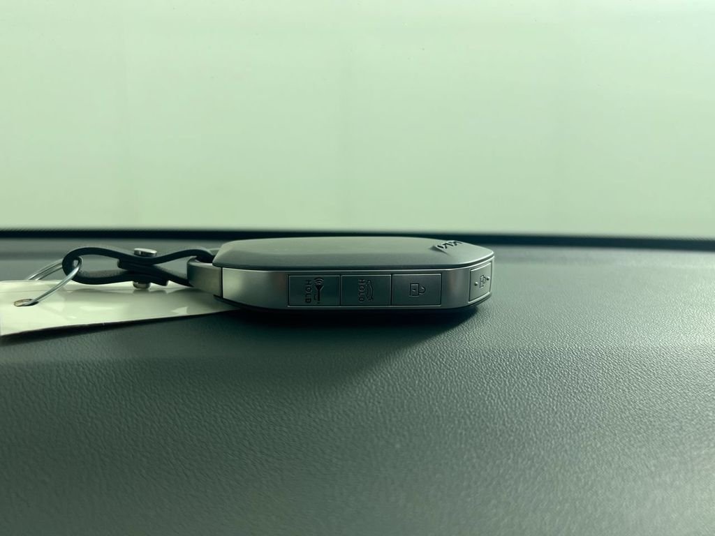 New 2026 Steel Gray Kia LXS image 35