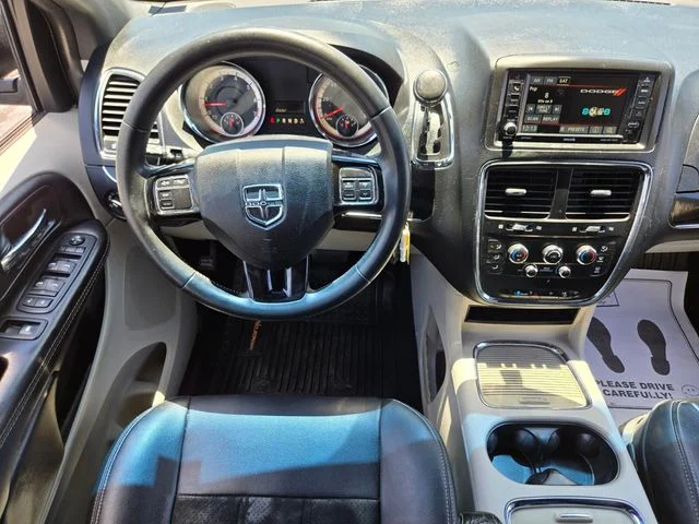 Used 2017 Gray Dodge SXT image 13