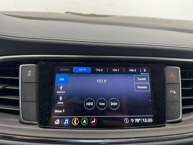 Used 2021 White Frost Tricoat Buick Essence image 30