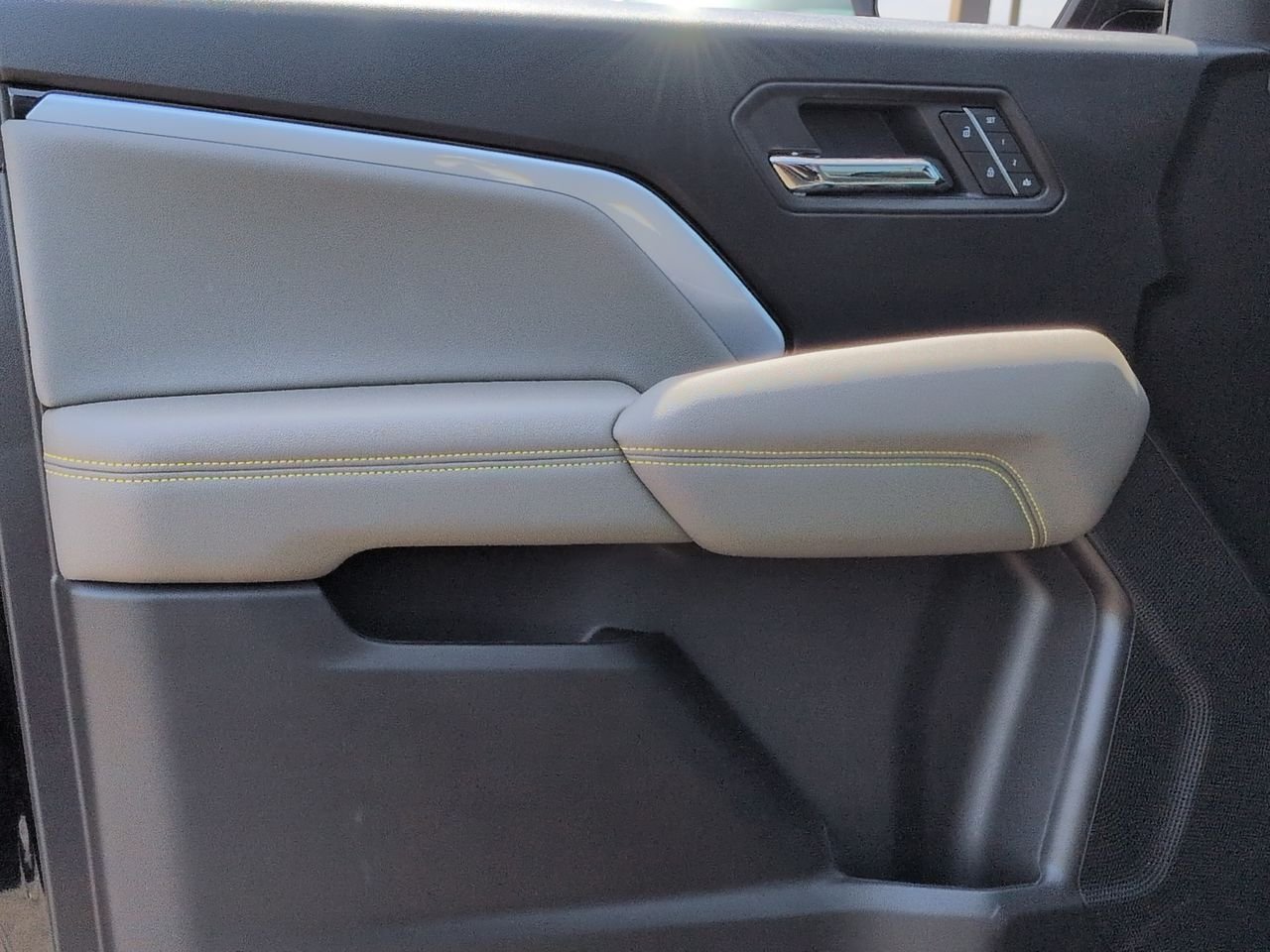 2026 Chevrolet Colorado ZR2 - Photo 23