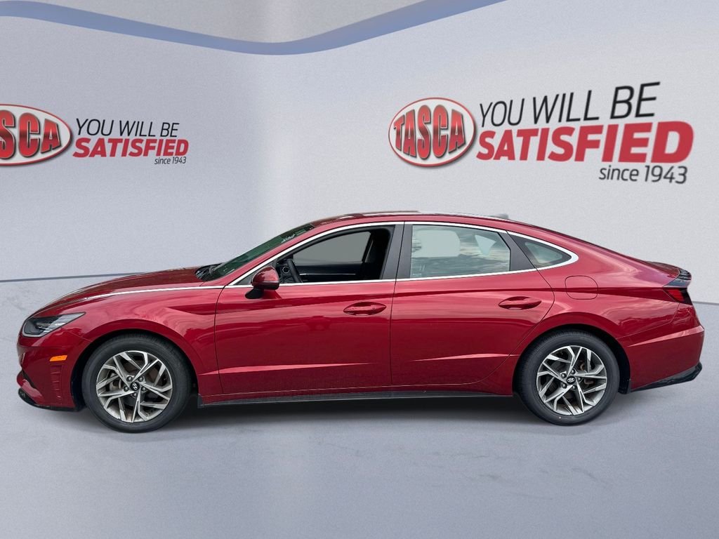 Used 2023 Red Hyundai SEL image 7