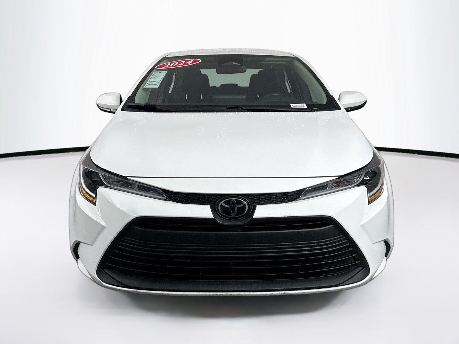 Used 2024 Ice Cap Toyota LE image 8