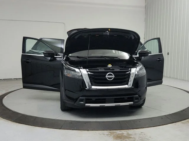 Used 2025 Black Nissan SL image 11