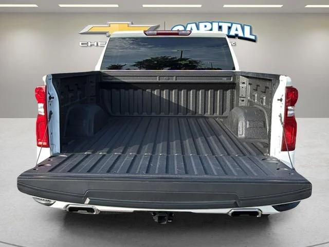 Used 2024 Summit White Chevrolet RST image 31