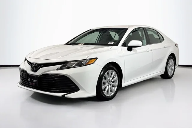 2019 Toyota Camry LE
