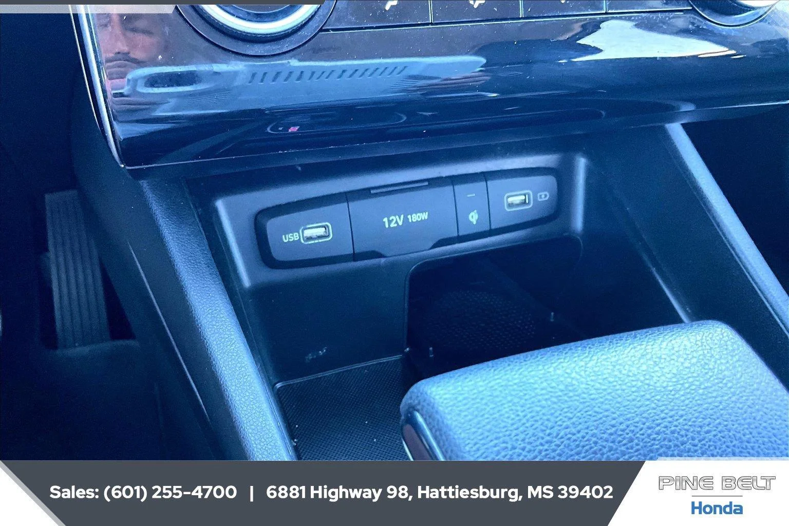 Used 2023 Portofino Gray Hyundai SEL image 23