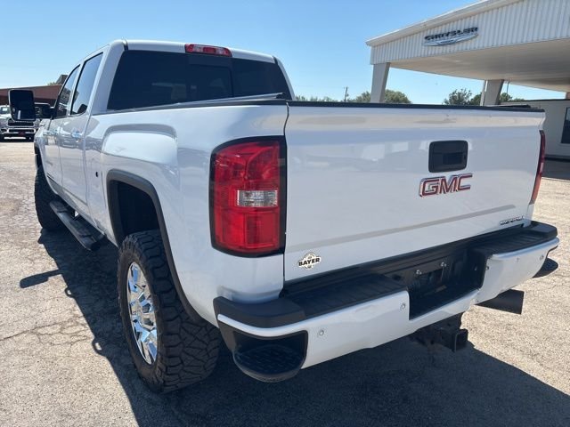 Used 2017 White GMC Denali image 3