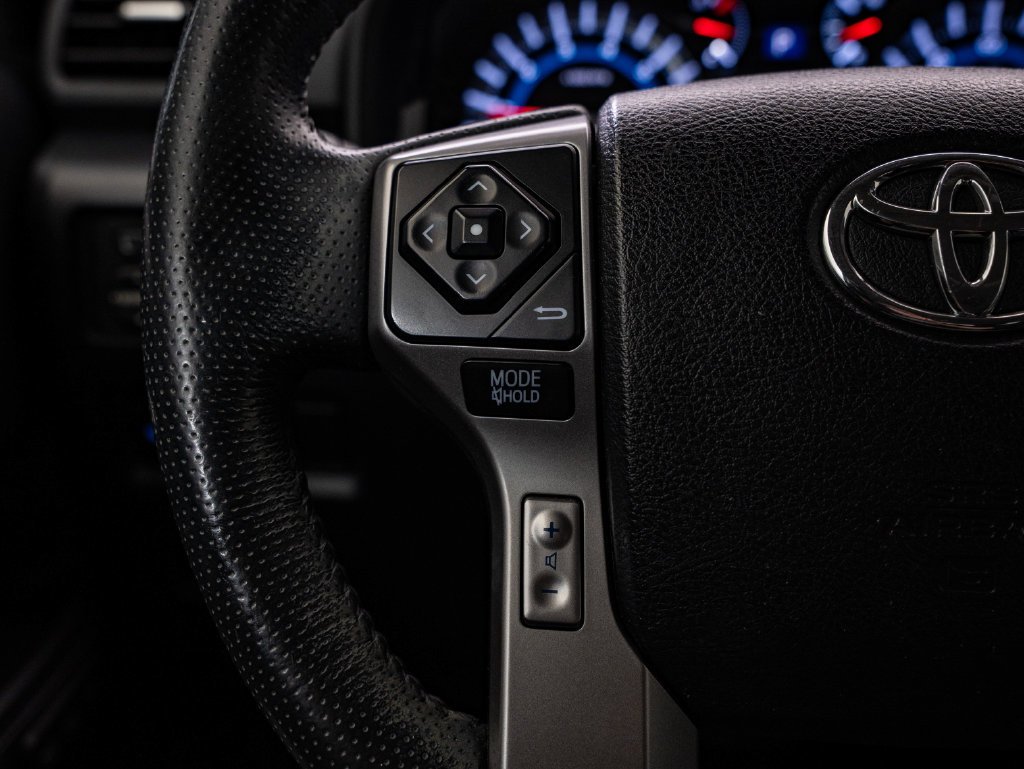 Used 2019 Midnight Black Metallic Toyota Limited image 27