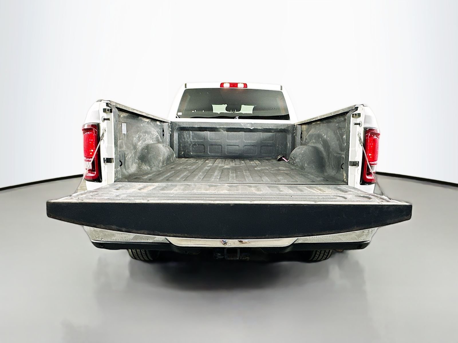 Used 2025 Bright White Clearcoat Ram Big Horn image 25