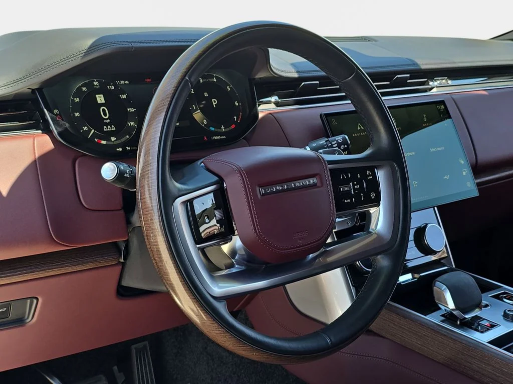 Certified Used 2023 Portofino Blue Metallic Land Rover Autobiography image 17