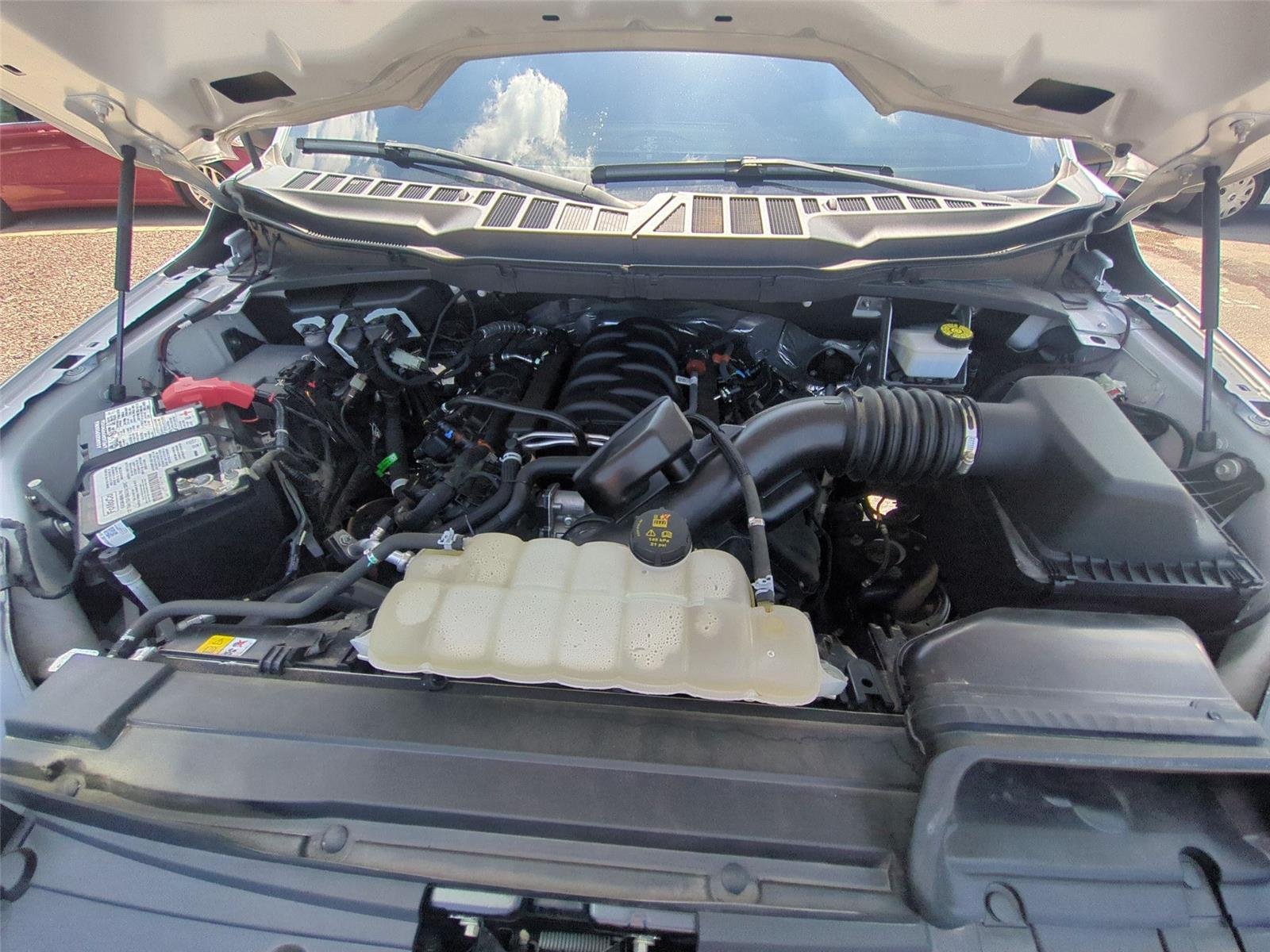 Used 2023 Iconic Silver Ford XL image 38