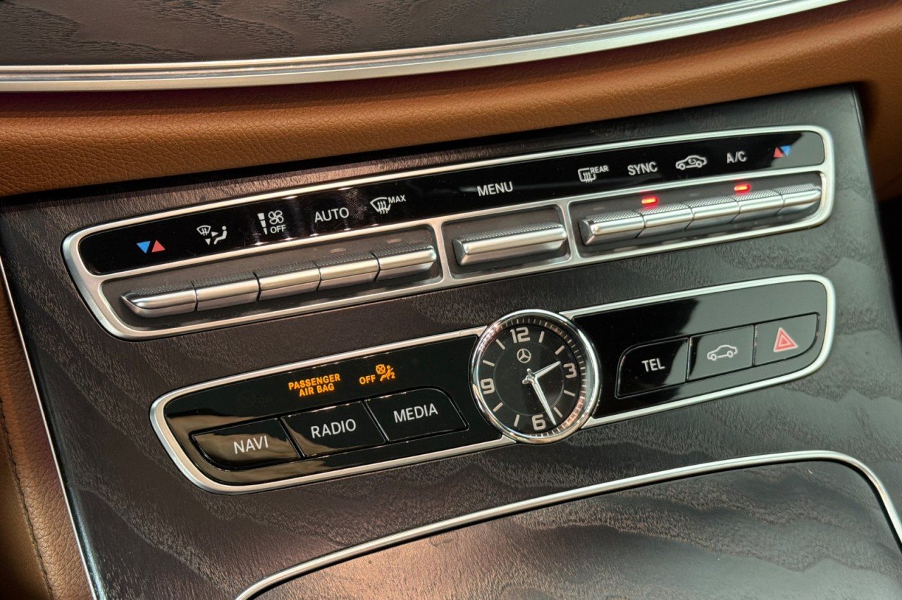 Used 2019 Selenite Grey Metallic Mercedes-Benz E 450 image 18