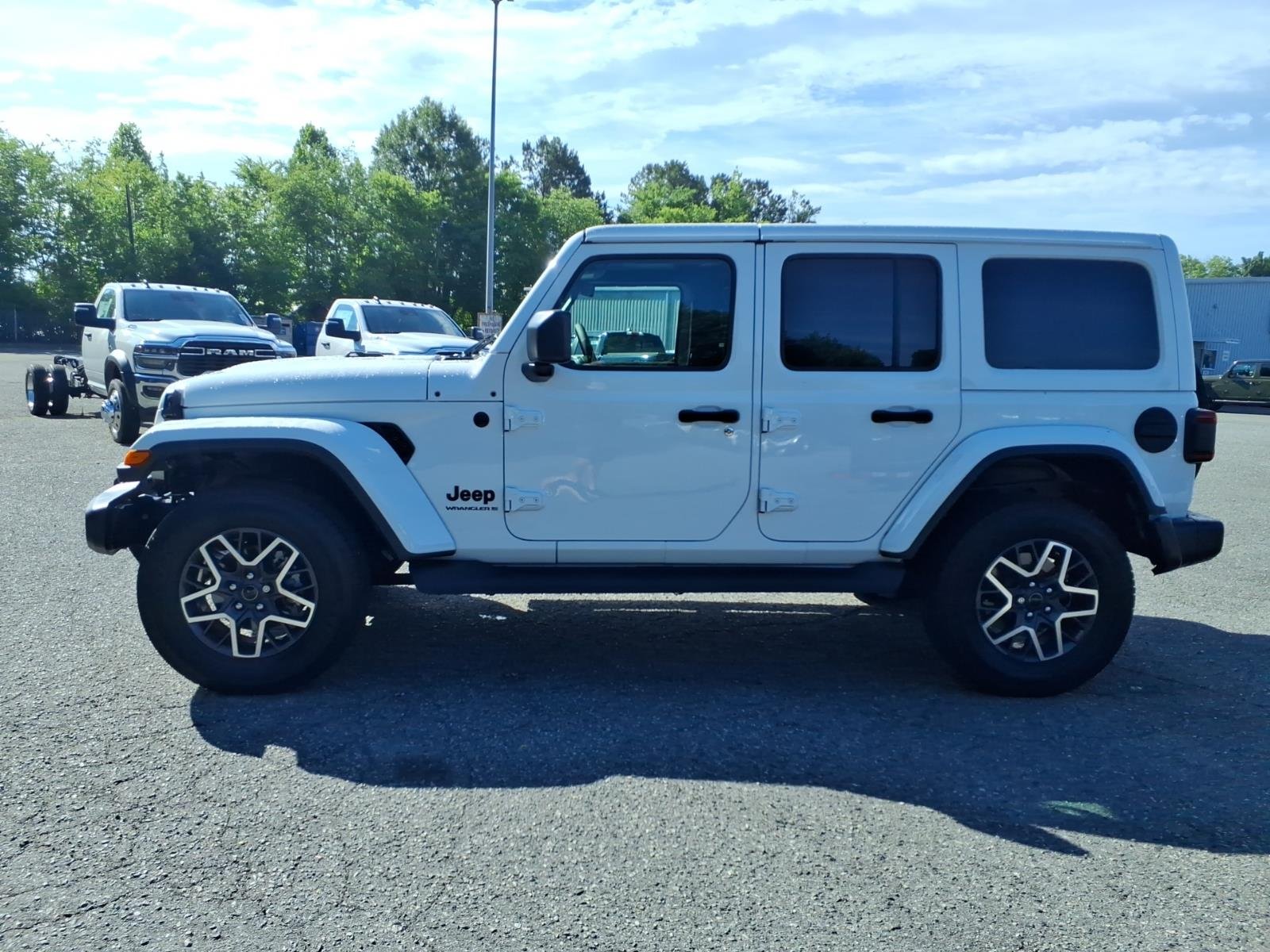 Certified Used 2025 Bright White Clearcoat Jeep 4-Door Sahara 4x4 image 21