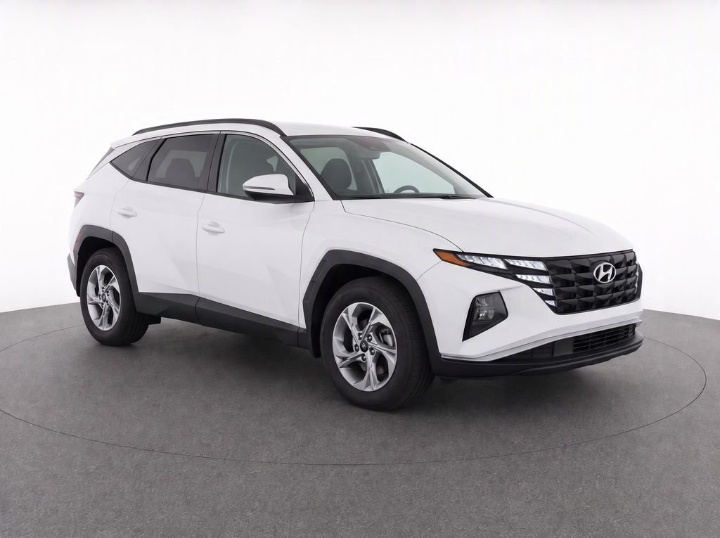 Used 2023 White Hyundai SEL image 2