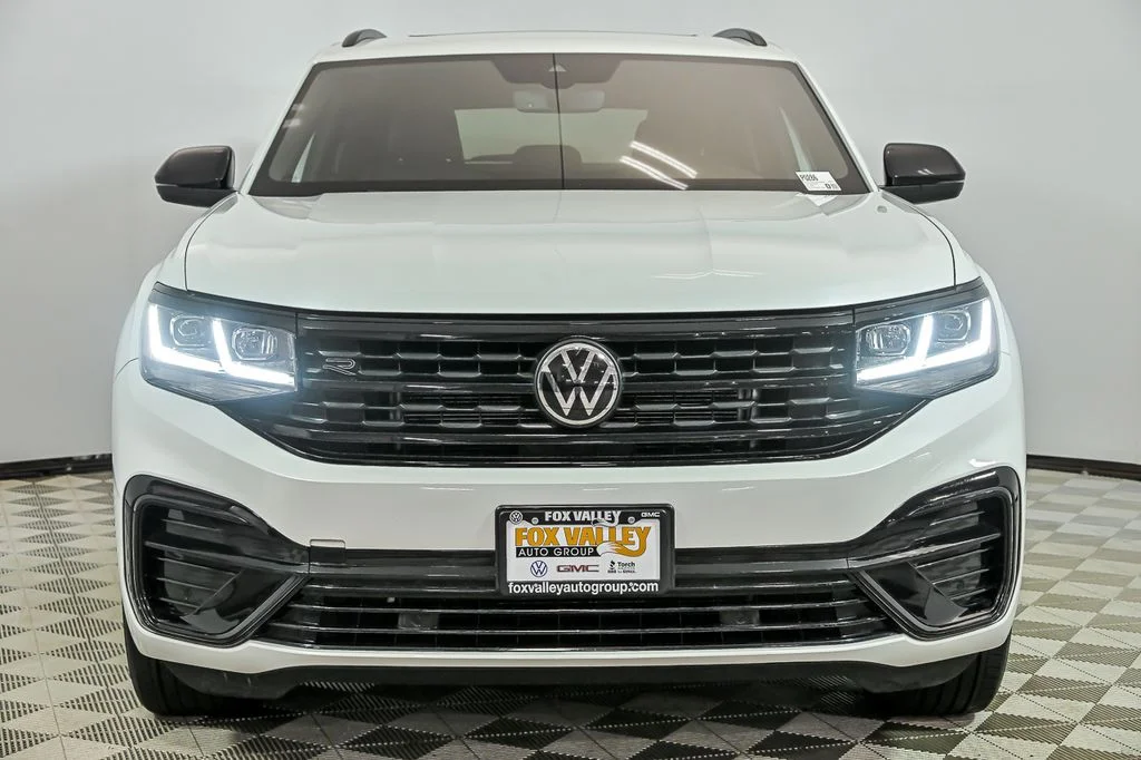 Certified Used 2023 White Volkswagen 3.6L V6 SEL R-Line image 4