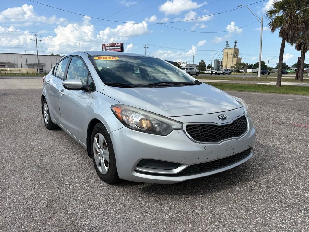 2016 Kia Forte LX AT's photo
