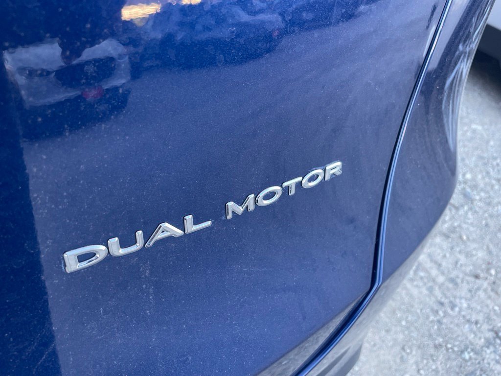 Used 2023 Deep Blue Metallic Tesla Long Range image 3