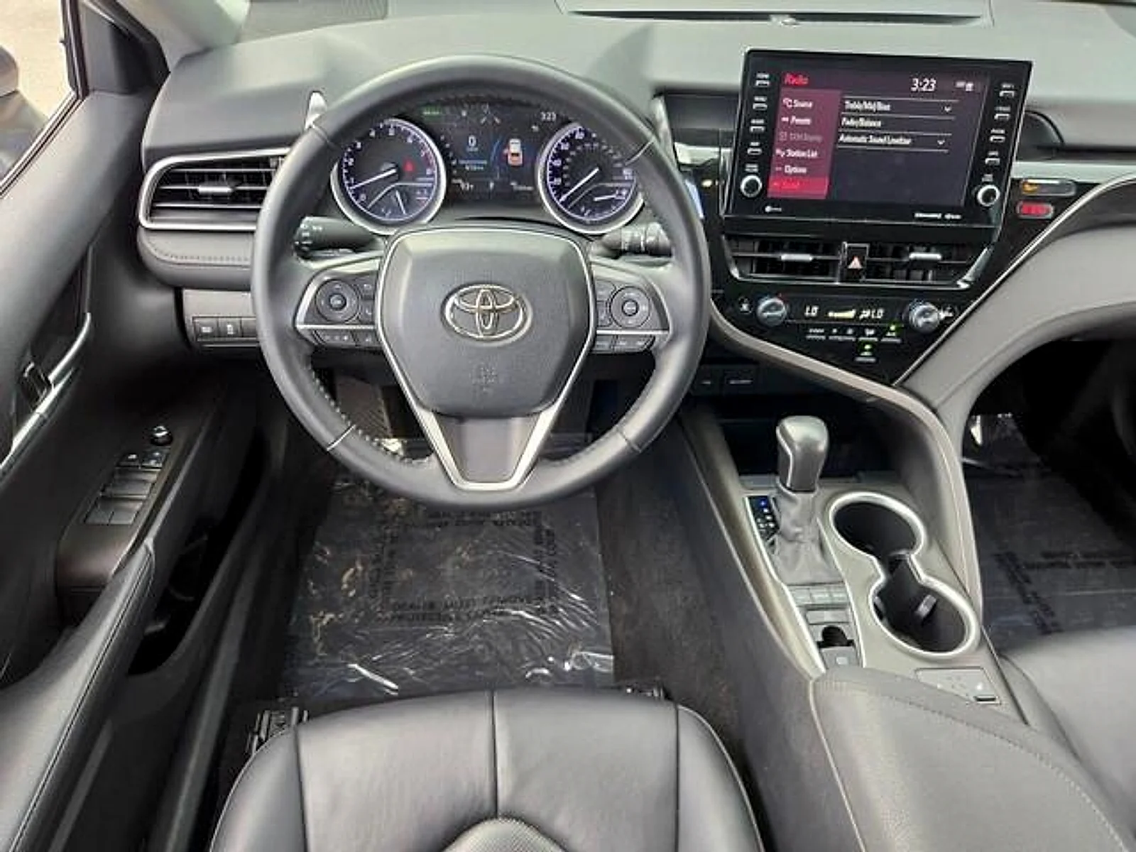 Used 2021 Wind Chill Pearl Toyota XLE image 12