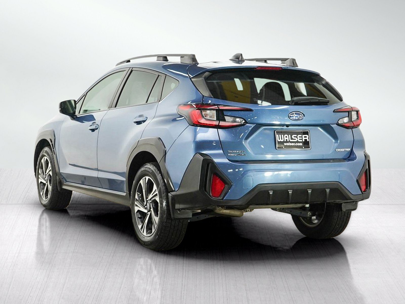 Used 2024 Horizon Blue Pearl Subaru Premium image 3