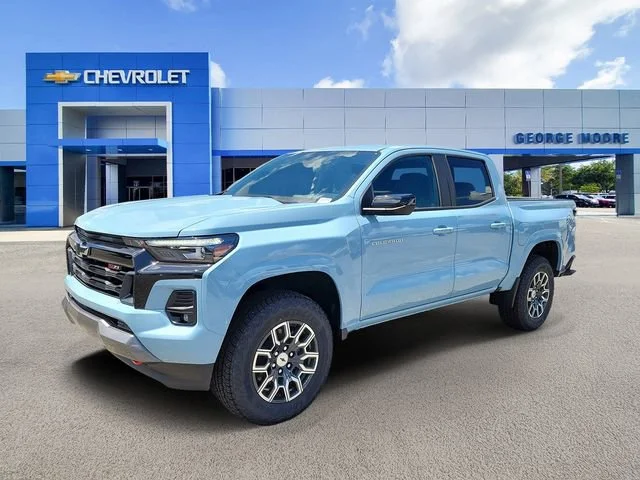 2026 Chevrolet Colorado Z71 - Photo 2