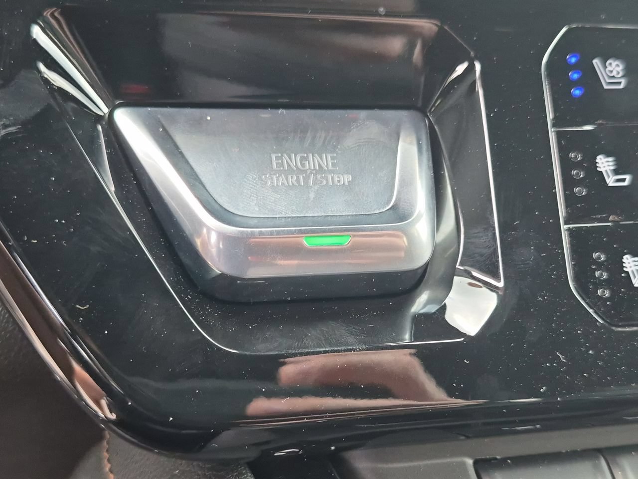 2026 GMC Sierra 1500 AT4 - Photo 17