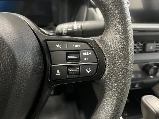 New 2026 Platinum White Pearl Honda SE image 18