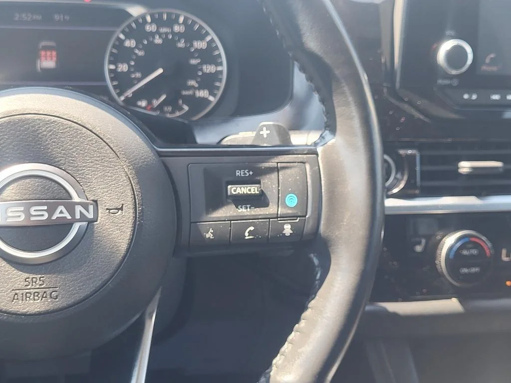 Used 2022 Brilliant Silver Metallic Nissan SV image 14