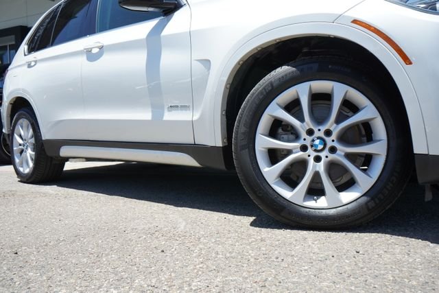 Used 2014 White BMW xDrive35i image 10