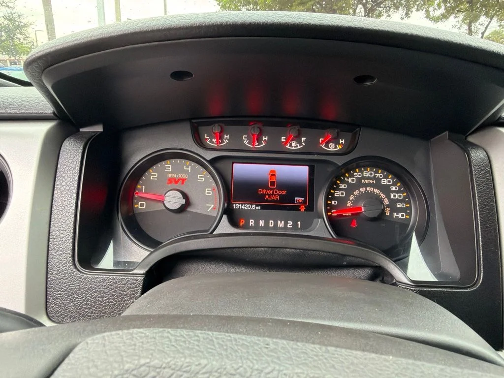 Used 2013 Oxford White Ford SVT Raptor image 9