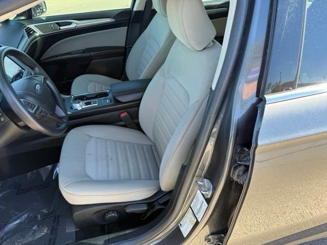 2020 Ford Fusion S - Photo 65