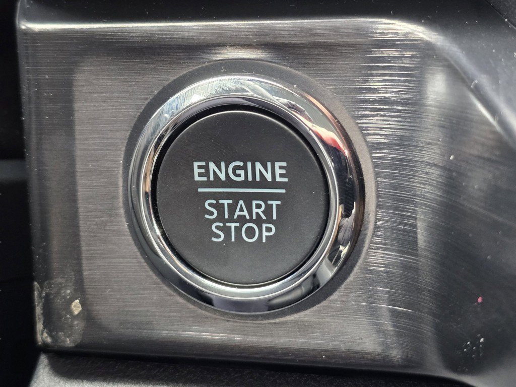 New 2026 Avalanche Ford LARIAT image 12